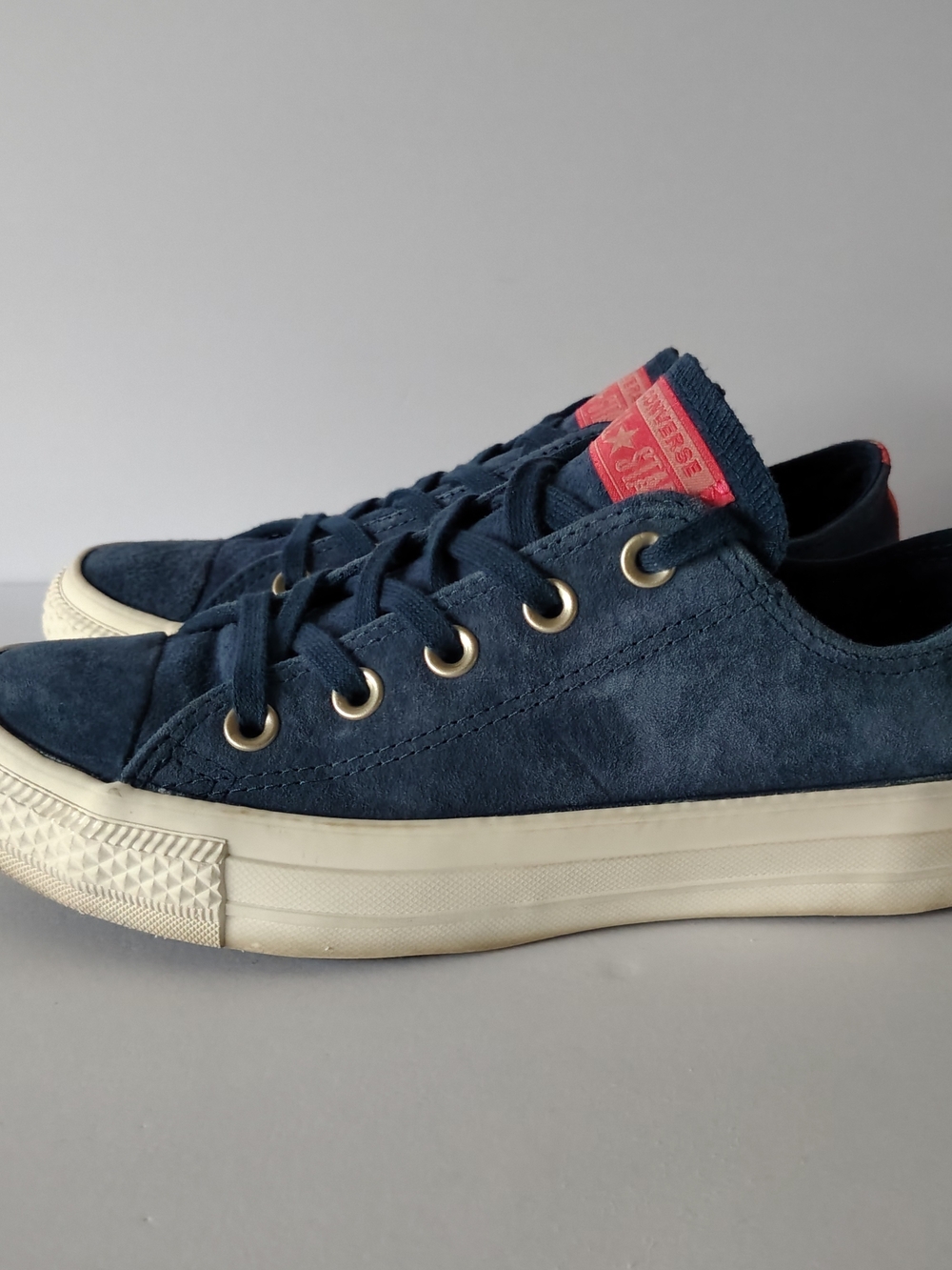 Converse Women's 6 Navy Suede Low-Top Sneakers with Pink Tongue & Stripe Accent